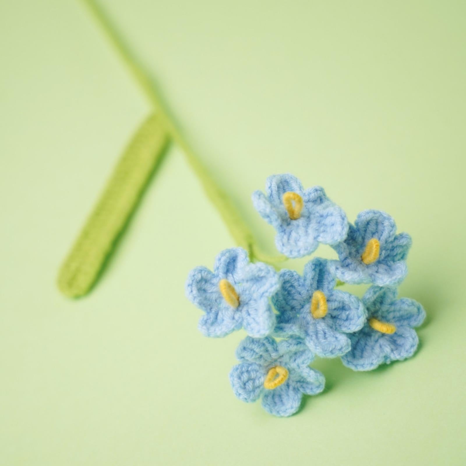 Handmade Wool Crochet Hydrangea & Forget-Me-Not Flower | Artificial Bloom for Gift Vase Decor in White Orange Purple Red Blue
