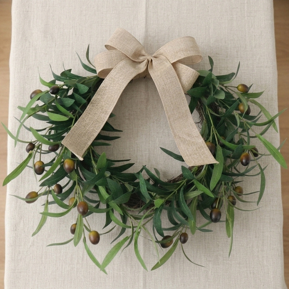 Olive Wreath, 15.7" Artificial Olive Floral Teardrop Faux Green Olive Garland Fake Olive Easter Holiday with Bow Realistic Olive Home Wedding Arch Party Home Wall Garden Decorations
