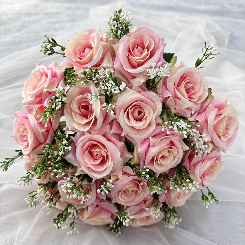 Pink artificial 18-head ice heart corner rose bouquet for wedding home desktop and DIY arrangement

