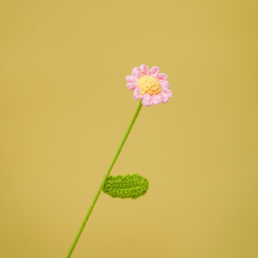 6pcs Handmade Knitted Sunflower Daisy Artificial Flowers for Decorative Crochet Flowers, Flocked Daisy Bouquets Plants Wedding Bedroom Centerpieces