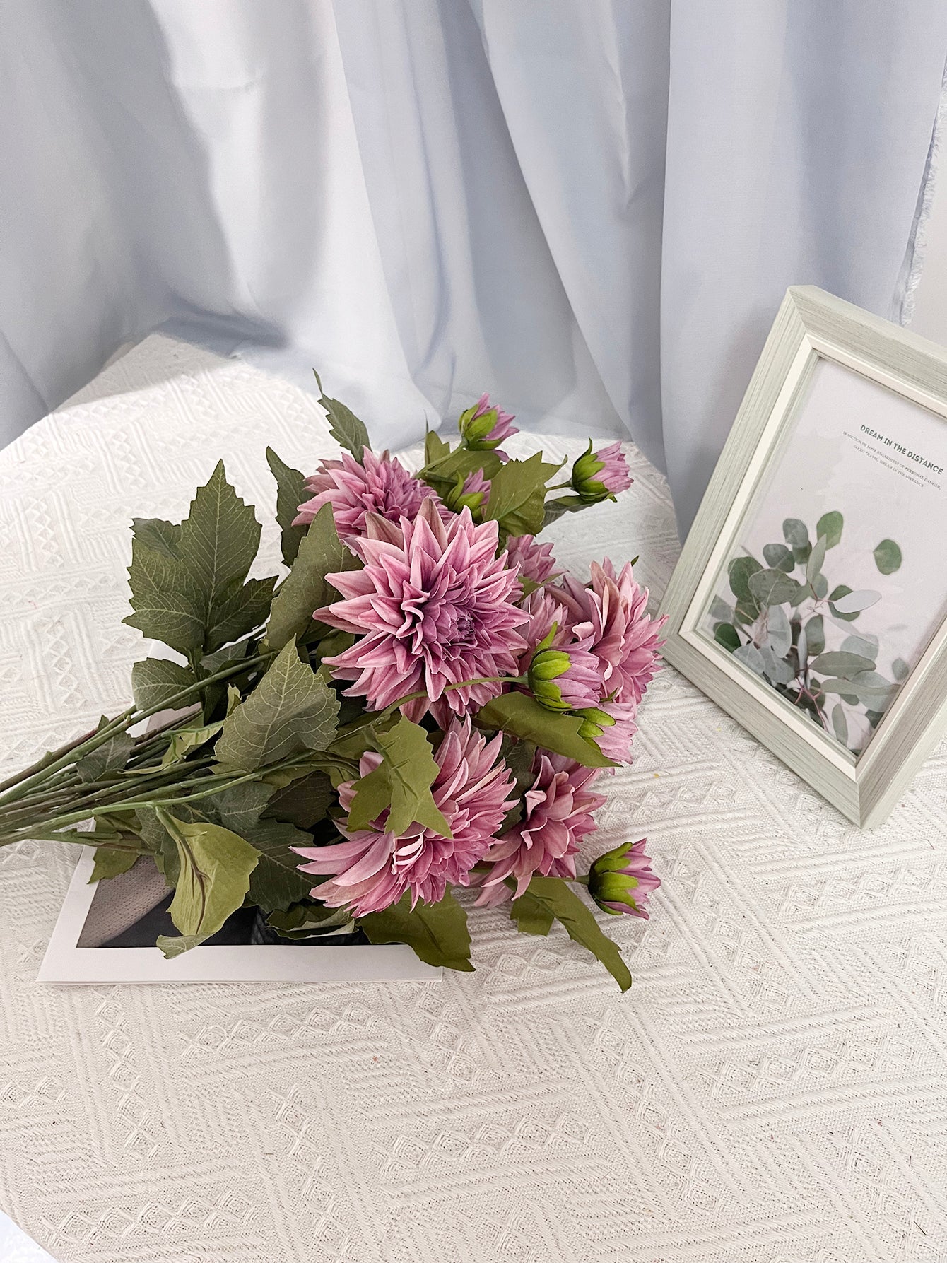 2PCS Artificial Daisy Mums Flowers , Silk Flowers Arrangement for Home Party Fall Wedding Bouquet Thanksgiving Table Centerpieces Decor